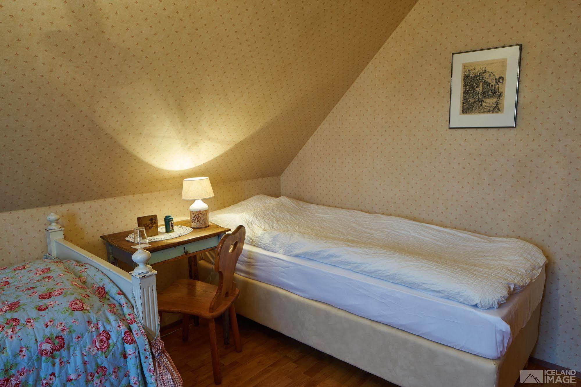 Guesthouse Heba Stokkseyri Extérieur photo